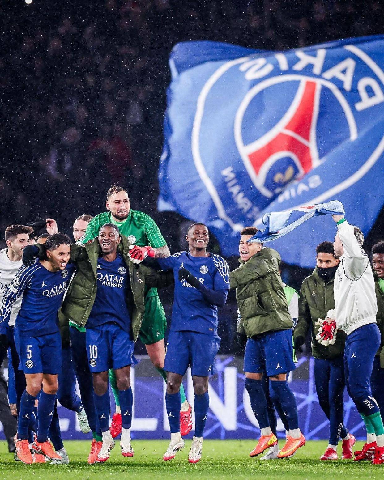 V体育-巴黎圣日耳曼主场大胜,法甲领跑