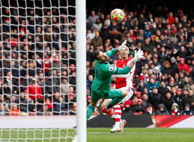 V体育-阿森纳后卫受伤,或缺席欧联杯关键战