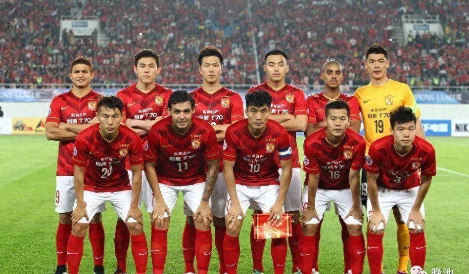 恒大获得亚冠小组赛胜利，晋级淘汰赛