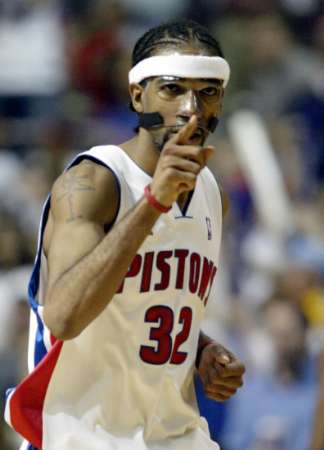 V体育-南美国家锦标赛：巴西佩蒂萨队挺近决赛，风光无限