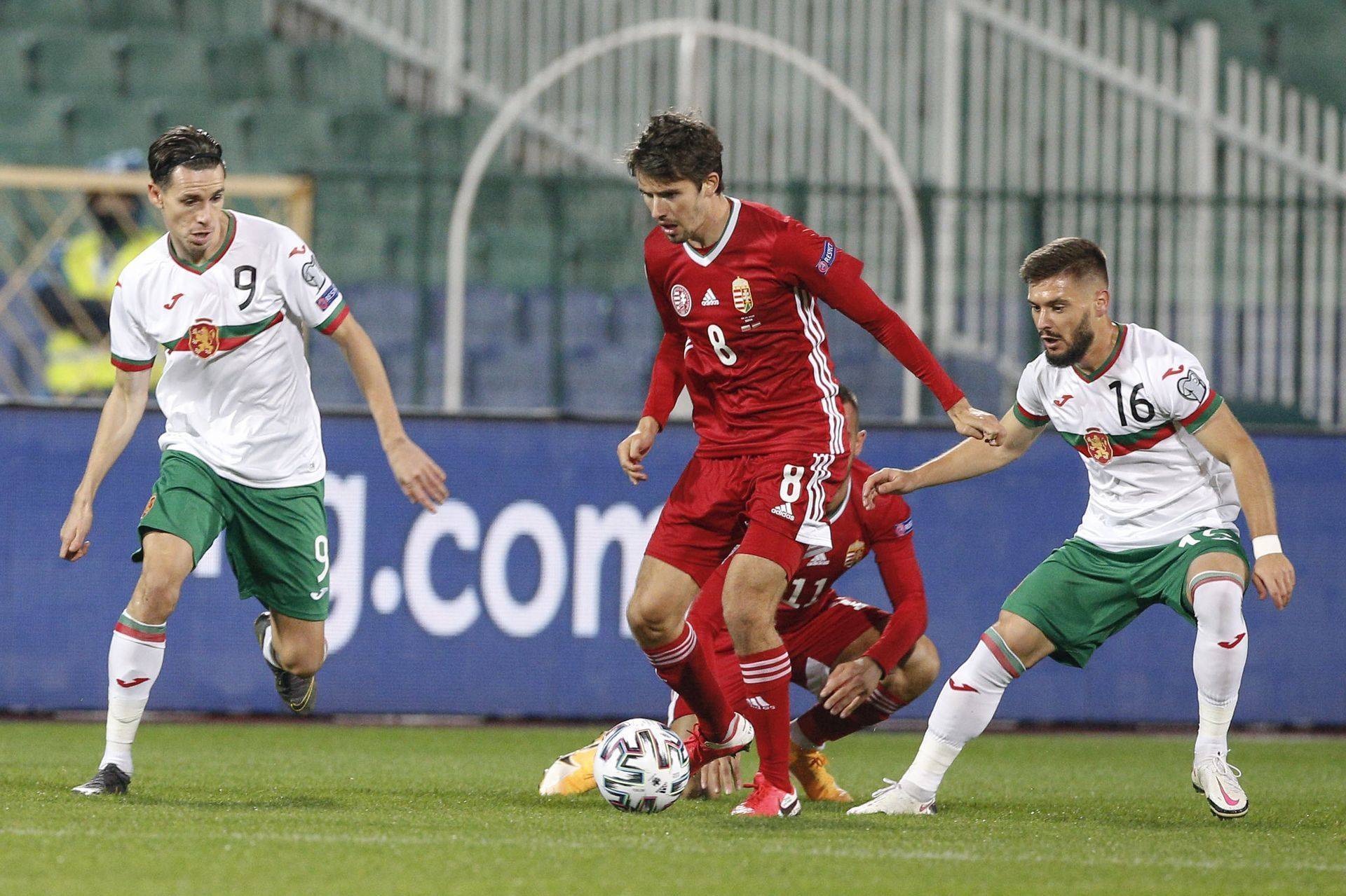 V体育-欧预赛：匈牙利队力克波兰，晋级世界杯