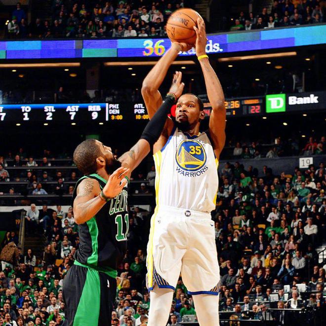 V体育-爵士惨遭马刺绝杀，客场失望