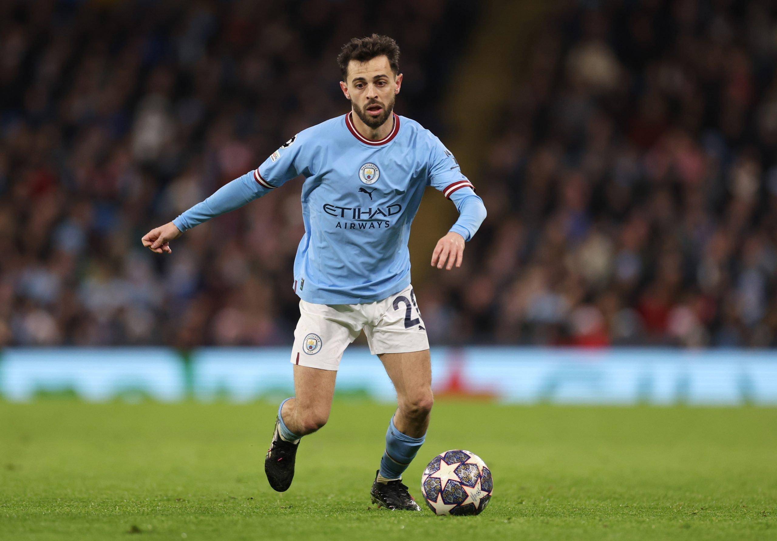 vsports体育-曼城在转会市场上大肆挥金,引进新的中场球员