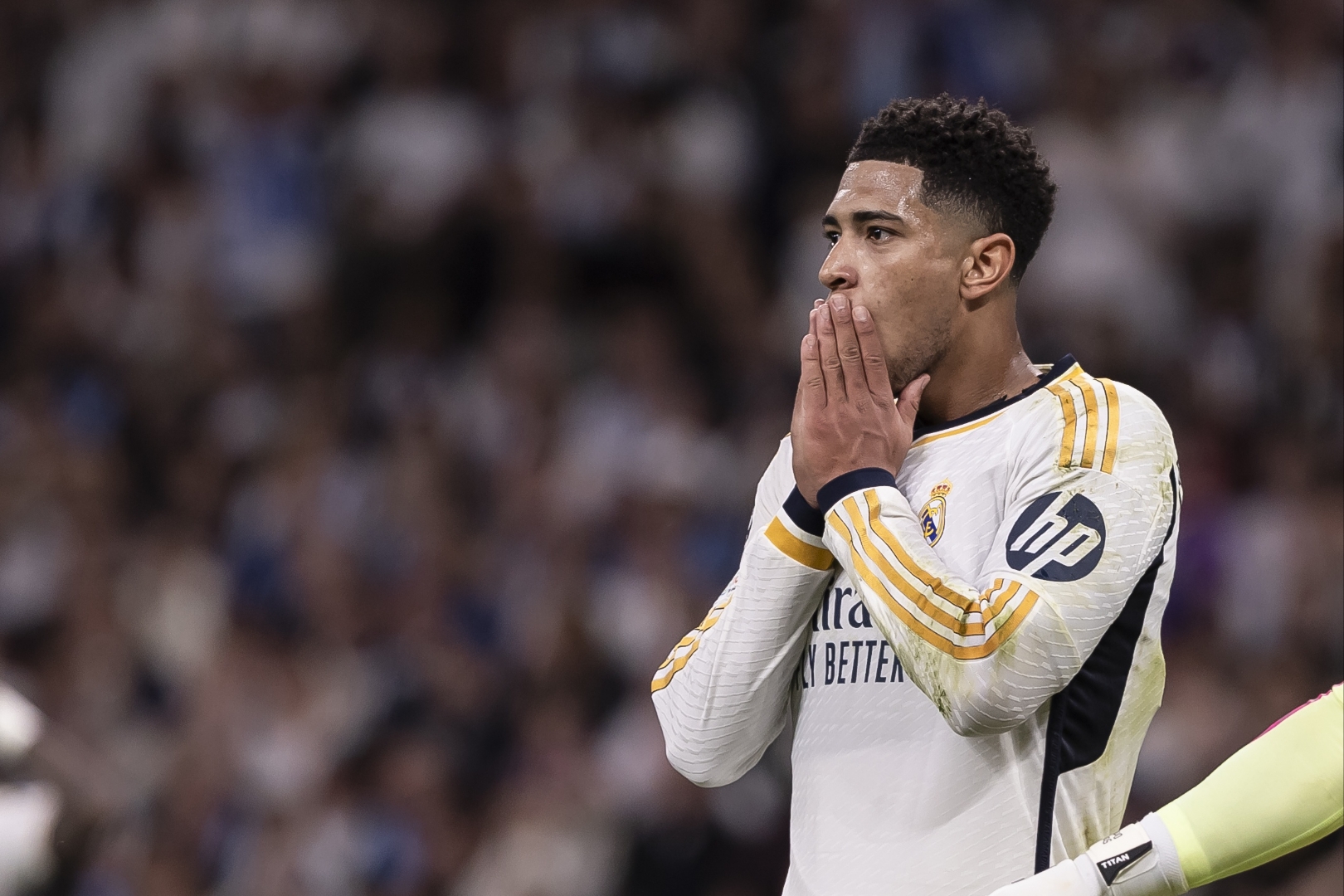 瓦伦西亚客场战平奥萨苏纳,保级希望渺茫 瓦伦西亚客场战平奥萨苏纳,保级希望渺茫