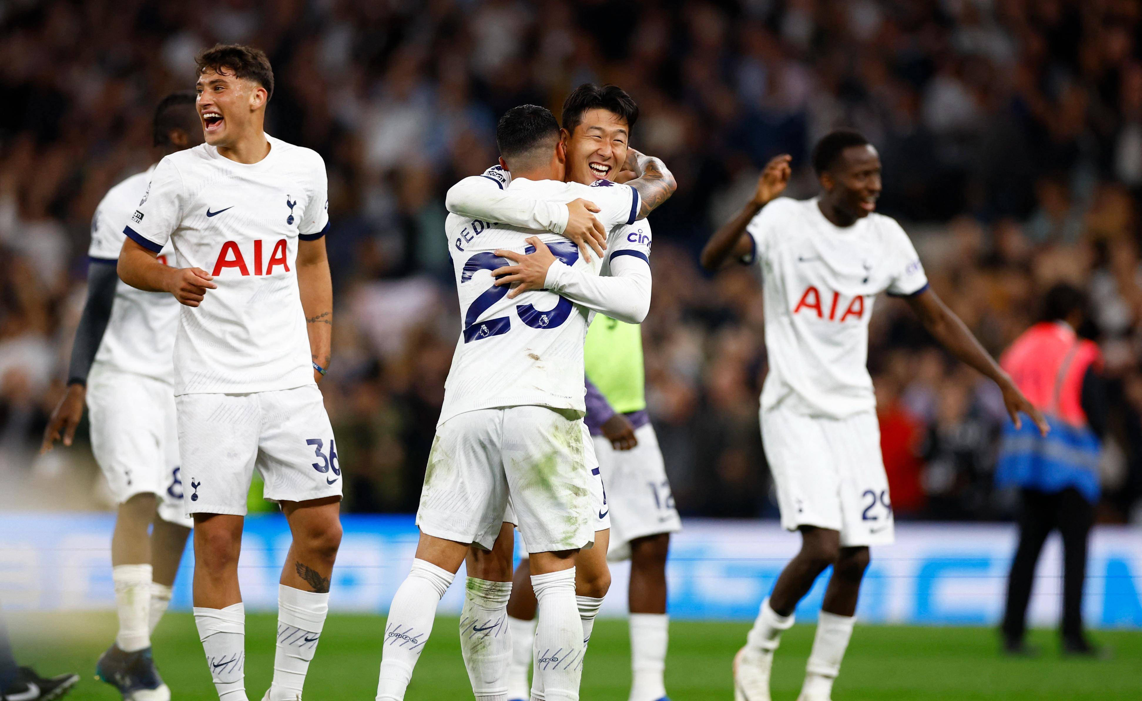 V体育官网-巴塞罗那对阵热刺，实力碾压热刺胜算大