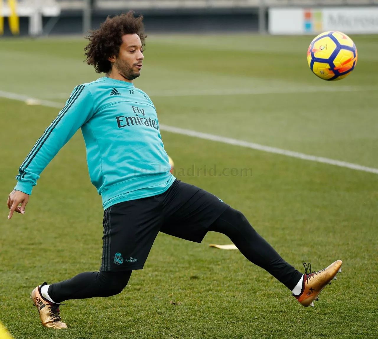 皇马连胜不断，冲刺冠军无往不胜