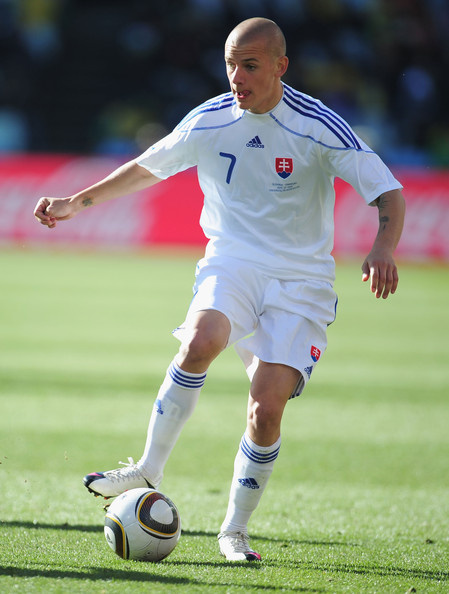 威尔士队小胜,成功杀进下一轮 威尔士队小胜,成功杀进下一轮