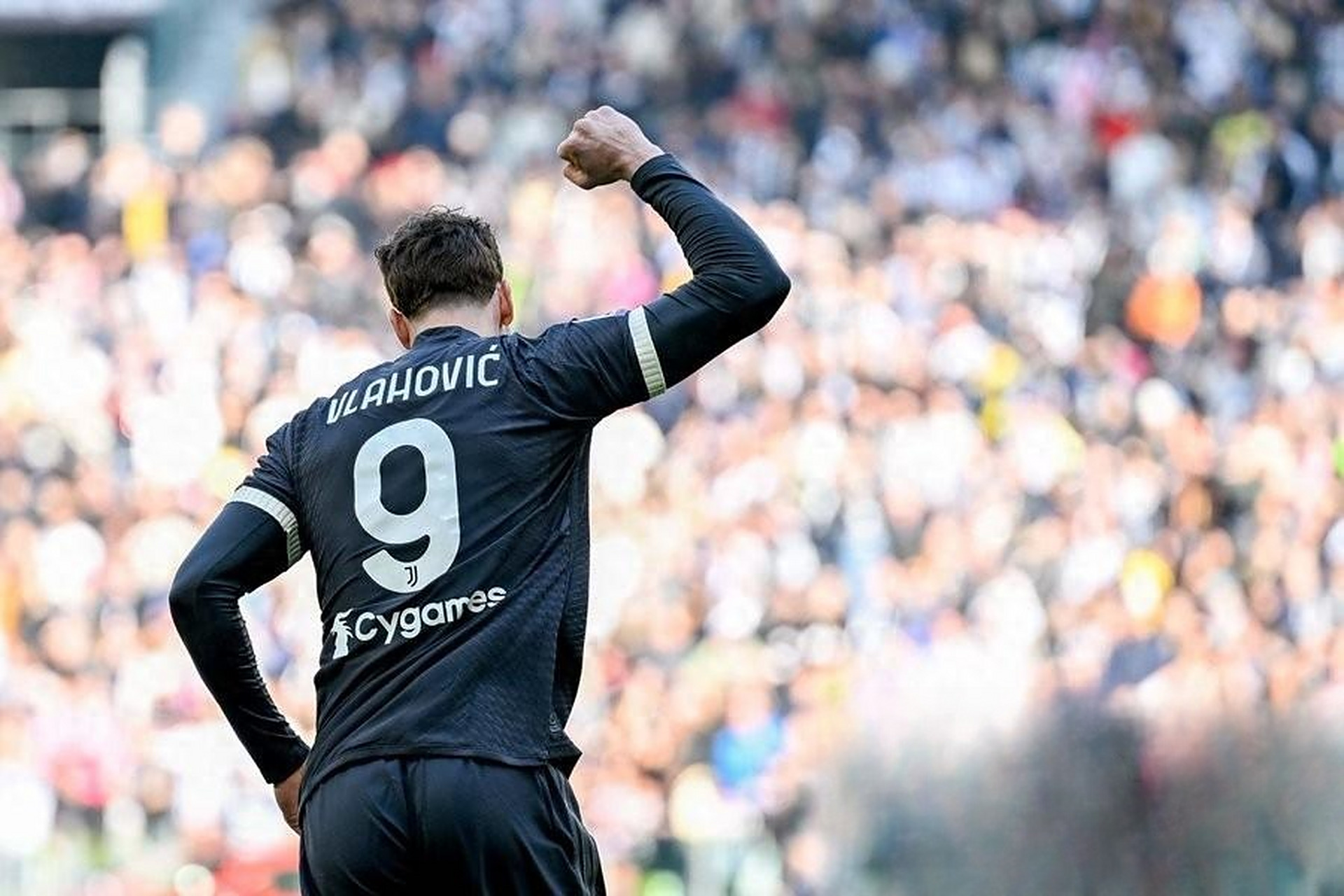 V体育官网-尤文图斯迎来胜利，保持领先地位