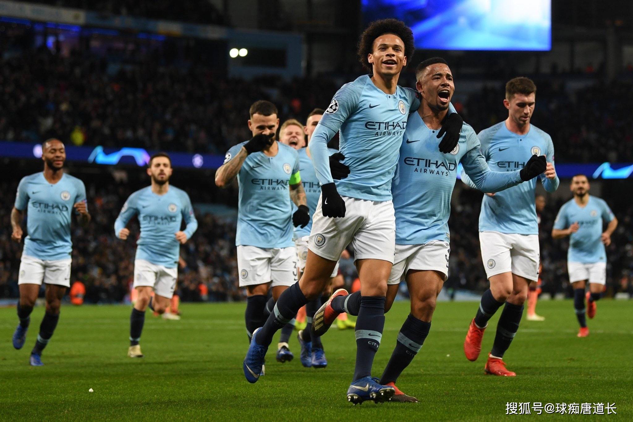 冰岛球队人才济济，士气高昂